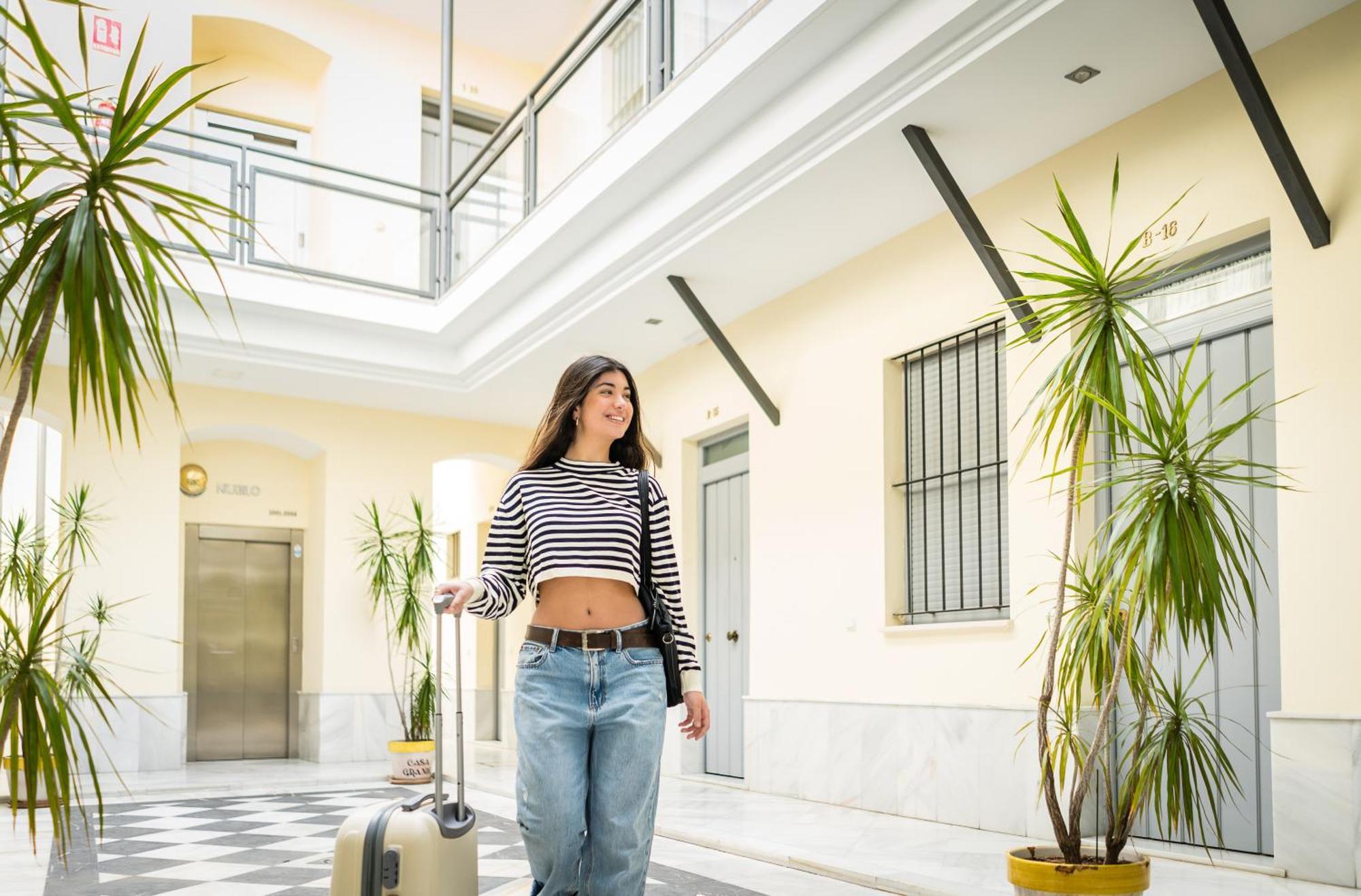 Apartamento Triana Deluxe Con Patio Privado Sewilla Zewnętrze zdjęcie