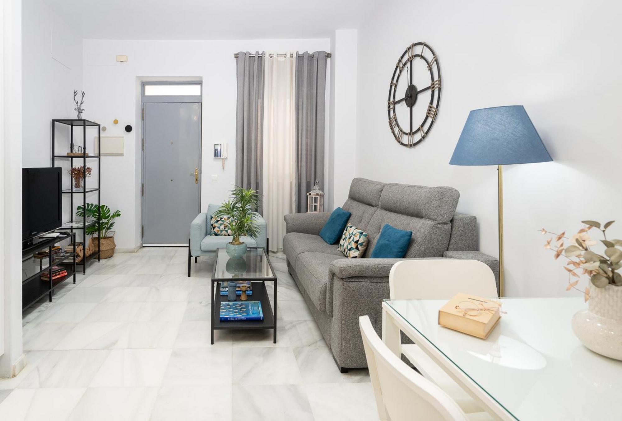 Apartamento Triana Deluxe Con Patio Privado Sewilla Zewnętrze zdjęcie